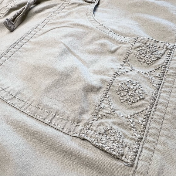 St. John’s Bay Two Pairs Embroidered Drawstring Shorts Khaki/Blue, Women’s 10 - Picture 9 of 13